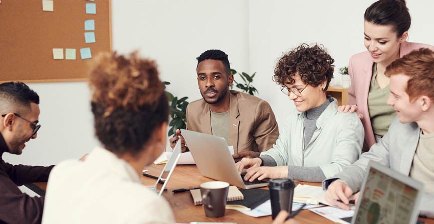 2023's Emerging Workplace Trends from Minimum Monday to Grumpy Staying