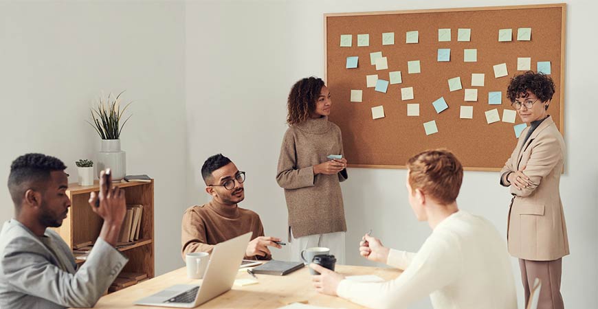 4 Essential Skills for Success in Multicultural Environments