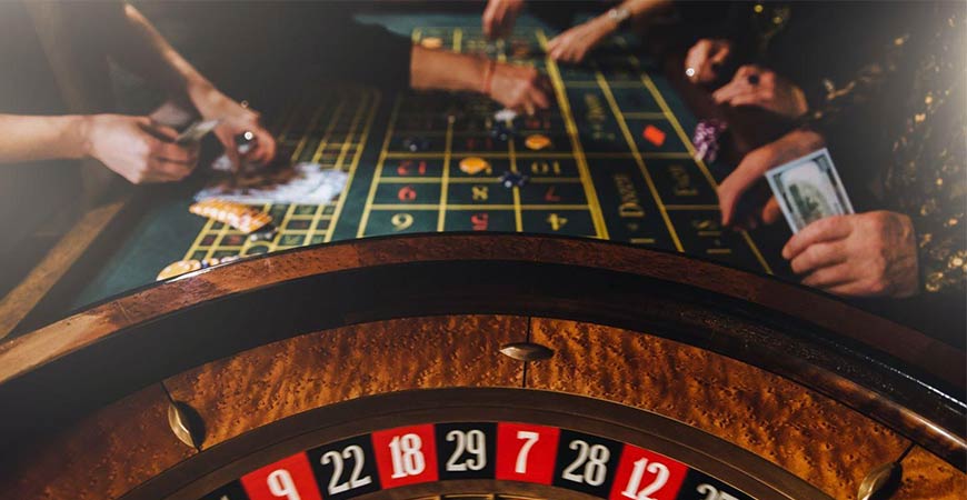 An Examination of Online Gambling with Cryptocurrency