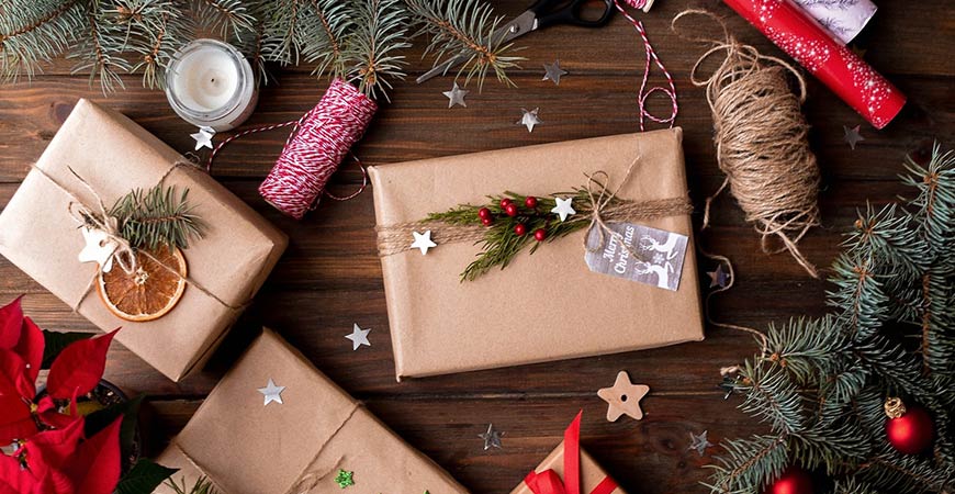 Top 5 Incredible Gifts to Send to Your Incredible Employees This Christmas